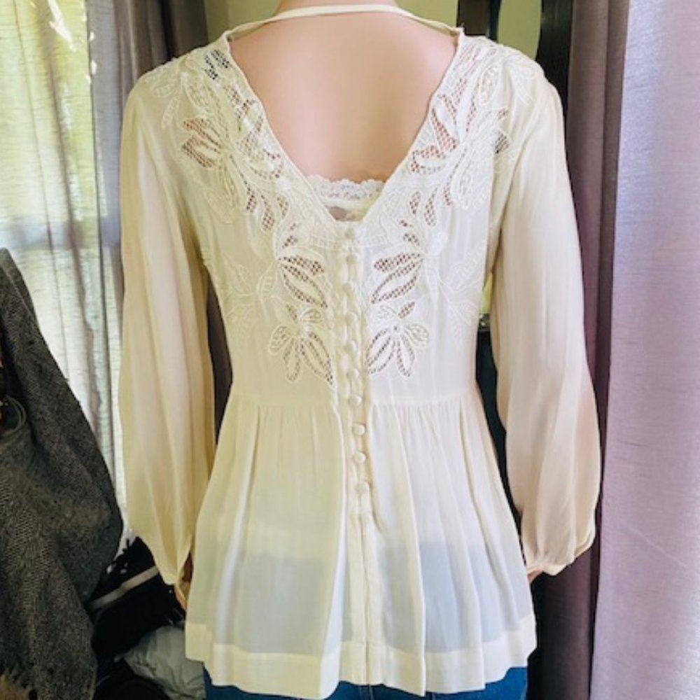 Stella Forest Tunic Blouse - Picture 2 of 2
